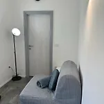 Apartament Gallery Ii *