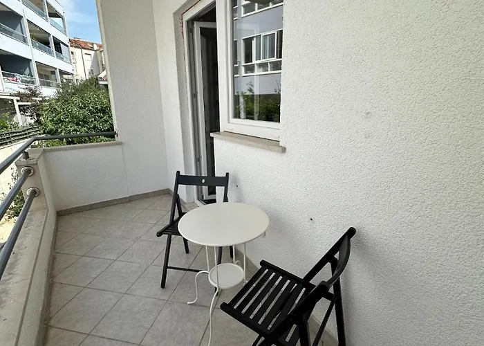 Gallery Ii Makarska
