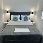 Gallery Ii * 马卡尔斯卡